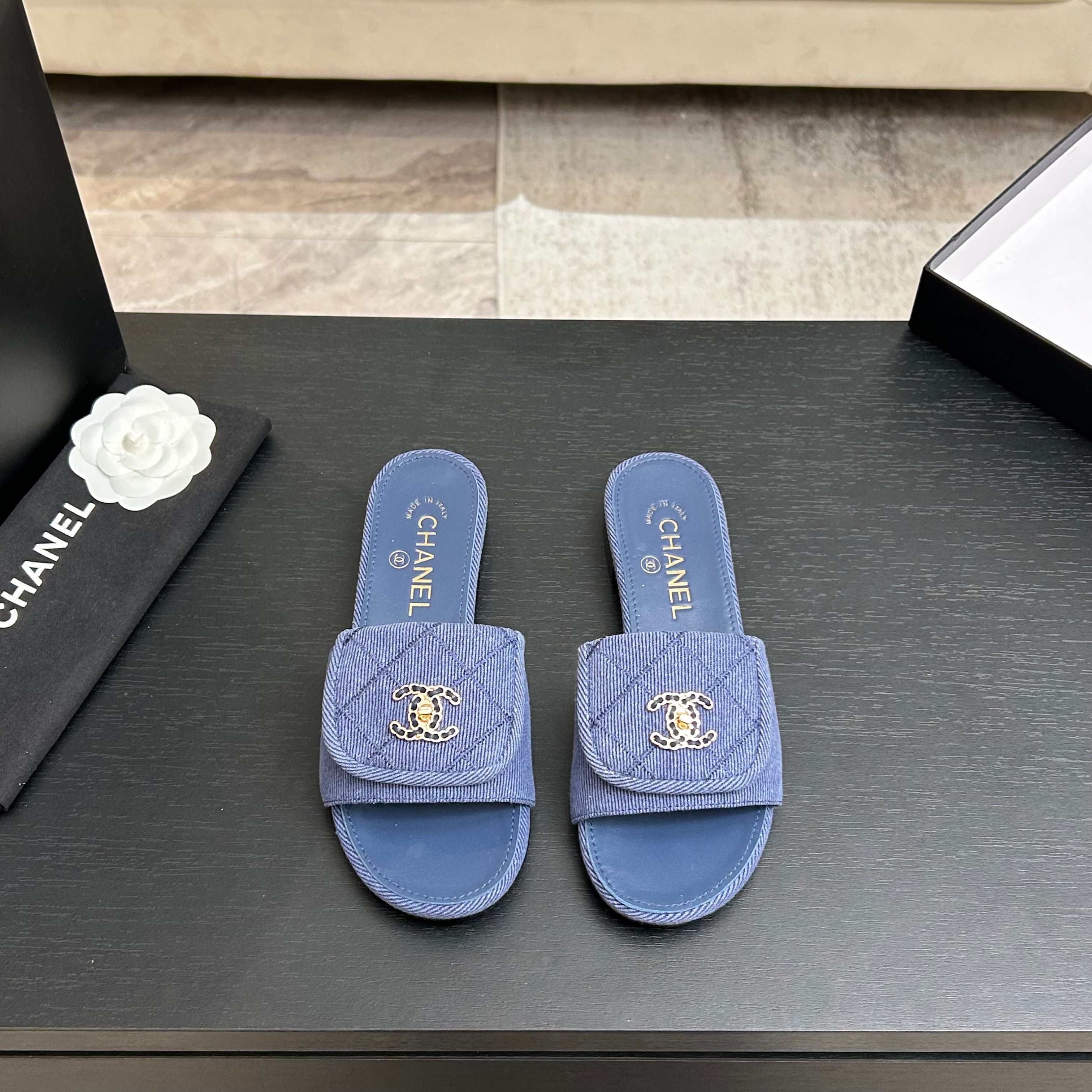 Chanel sz35-39 mnq0253